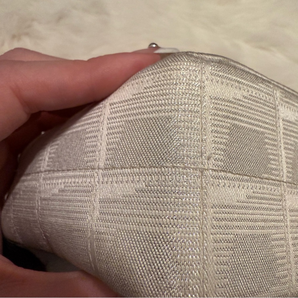 Chanel Classic Flap medium - Travel Ligne white/silver - Picture 11 of 15